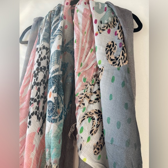 TILO Scarves Cotton/Modal cutie! Delightful neutral pallette with some pop! NEW - Picture 3 of 14